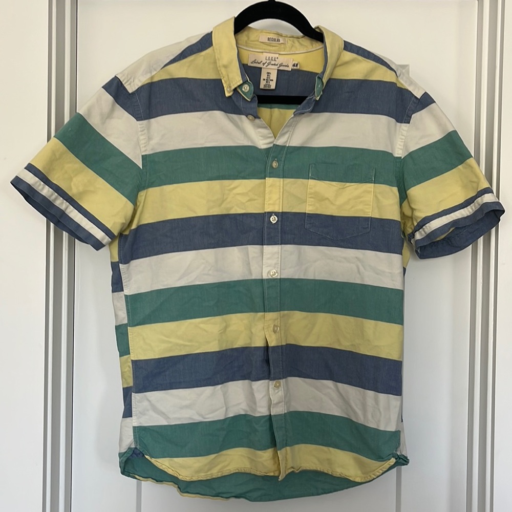 Size L H&M multi colored striped shirt sleeve button down